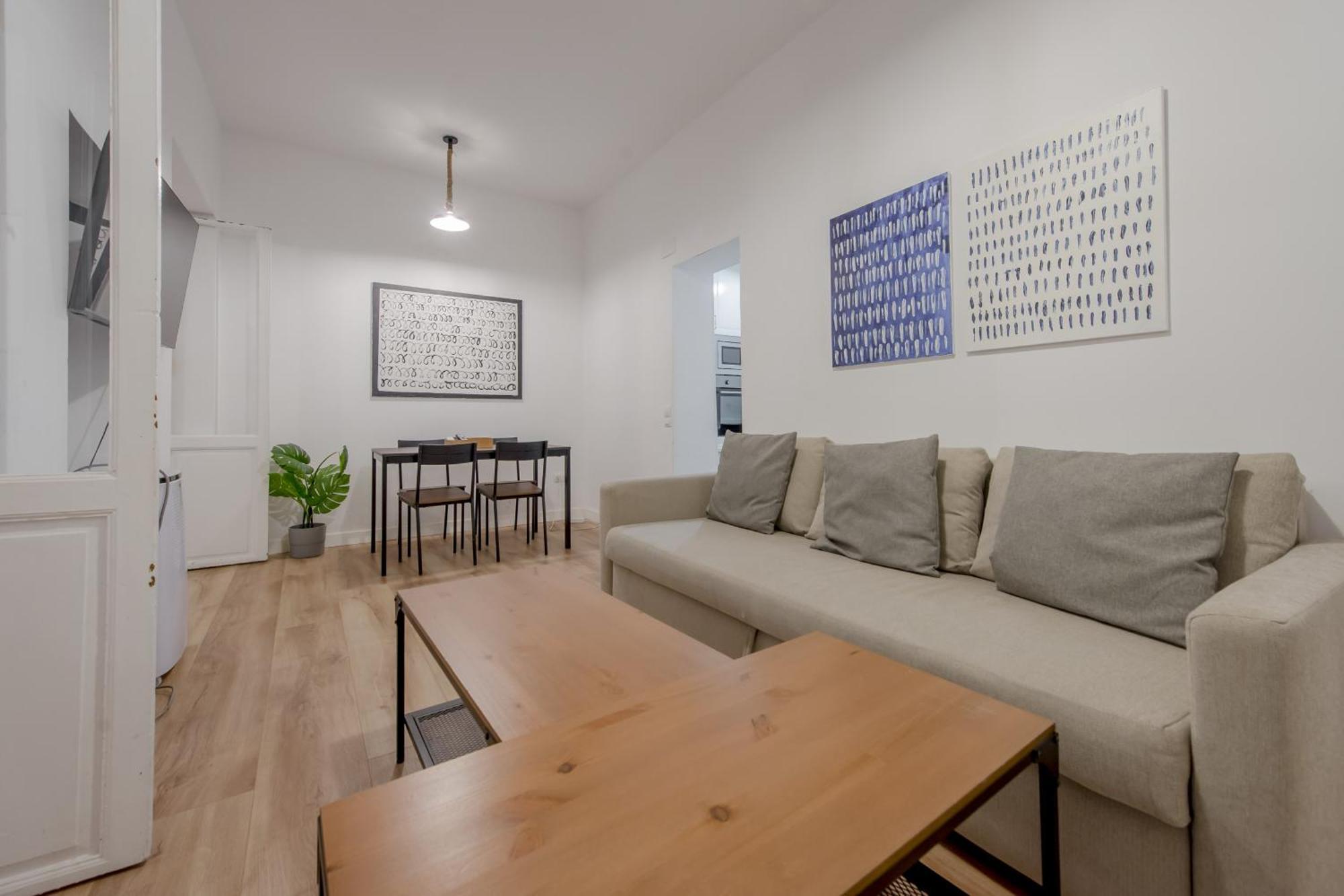 C-Cabeza Cool Apt Para 7 Al Lado De Tirso De Molina E1 Madrid Exteriör bild